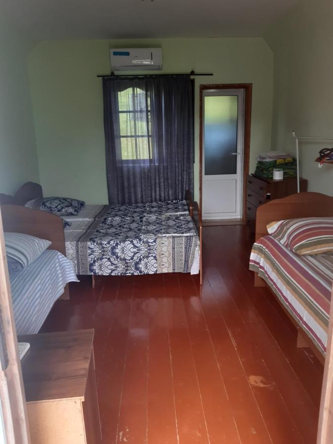 New Athos Guesthouse On Topchan 17 מראה חיצוני תמונה