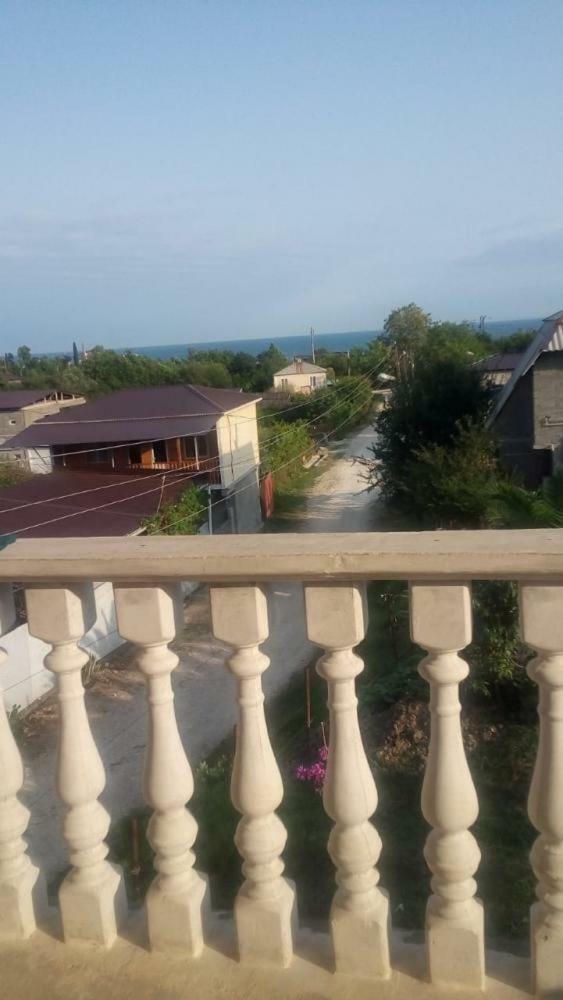 New Athos Guesthouse On Topchan 17 מראה חיצוני תמונה